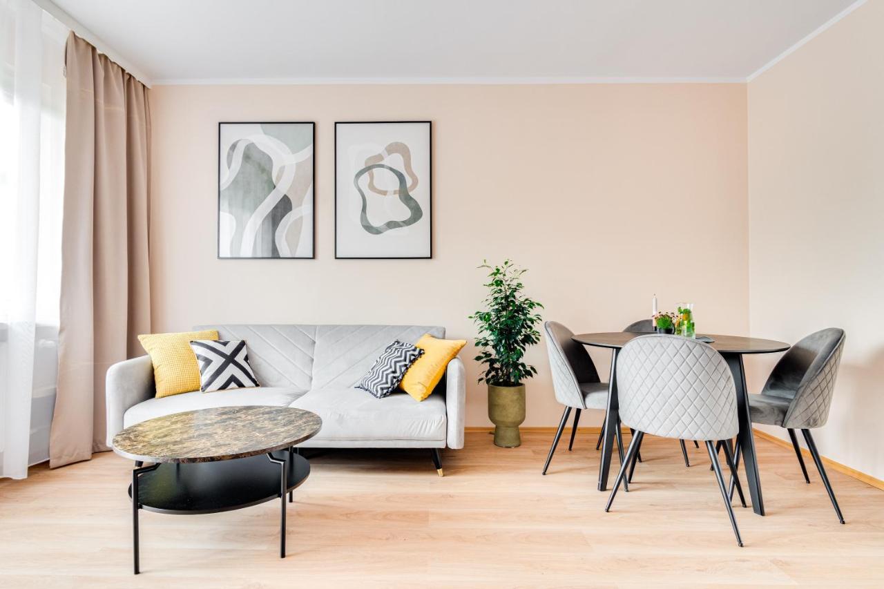 Apartament Sloneczny, Pw Invest Home Kędzierzyn-Koźle Exteriör bild